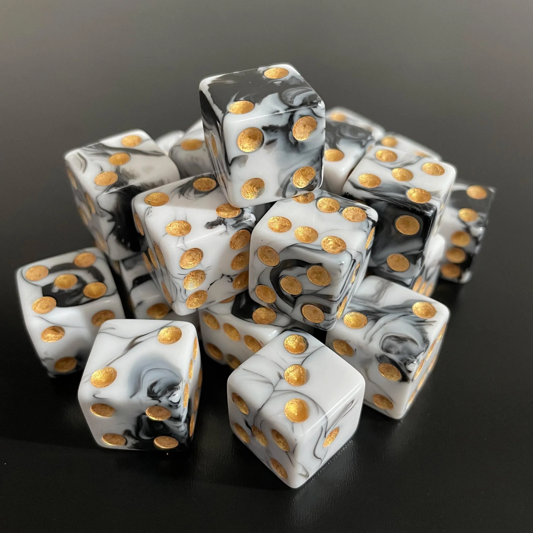 16mm Dice Square Pearl White-Black (Gold pips) - Image 3